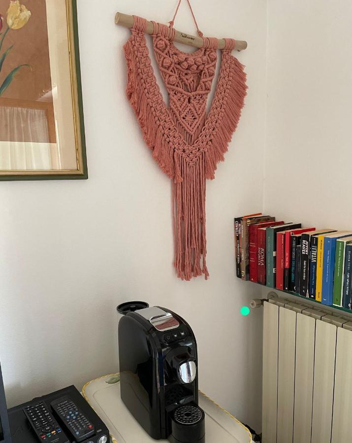 Giulia'S Apartment เวียเรจโจ ภายนอก รูปภาพ